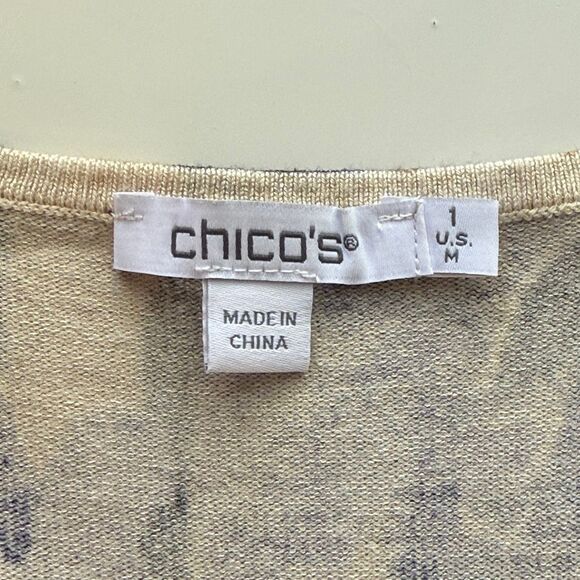 Chico's Scroll Print Lightweight V-Neck Sweater, Size 8 - Picture 8 of 9